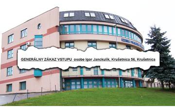Župný poslanec dostal v kontrolný deň generálny zákaz vstupu, vydal mu ho zhotoviteľ stavby