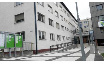  Žilinská župa pohorela vo fingovanom telefonáte Transparency, študentovi v angličtine nerozumeli