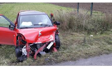 Pri dnešnej dopravnej nehode na Orave vyhasol život 46-ročnej ženy, autá sa zrazili čelne
