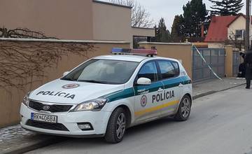Bratislavčan zadržiaval 22-ročné dievča zo Žiliny v rodinnom dome v Snežnici, skončil na polícii