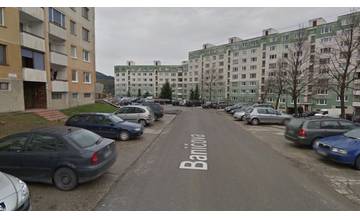 Čitateľka z Hájika prosí o pomoc, včera stratila kľúče na Baničovej ulici