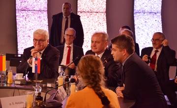 V Žiline sa stretli dvaja prezidenti, diskutovali na tému budúcnosti demokracie v Európe