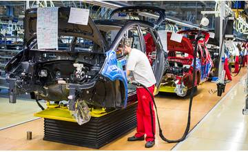 KIA ponúkla zamestnancom navýšenie 15 percent za tri roky, odborári žiadajú 6 až 10 percent za rok