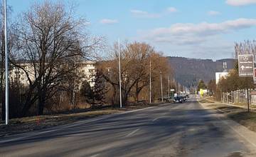 Verejné osvetlenie na Rosinskej ceste a ulici Vysokoškolákov by malo byť hotové do konca mesiaca