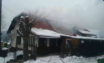 V Zástraní horela strecha pohostinstva, pri požiari sa našťastie nikto nezranil