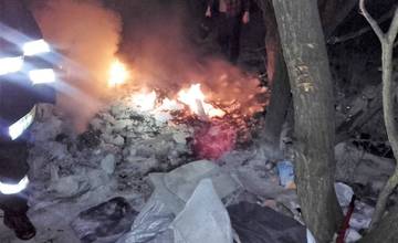 Na ulici Vysokoškolákov horel stan s bezdomovcami, zasahovali hasiči aj mestská polícia
