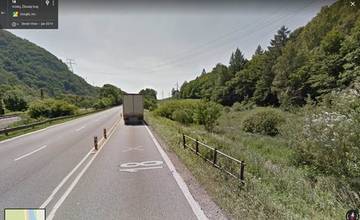Slovenská správa ciest bude na ceste pod Strečnom osádzať zvodidlá, premávka bude presmerovaná