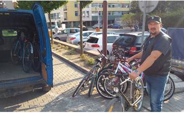 Žilinčania zozbierali pre Afriku približne 80 bicyklov, tie sú už na ceste do Gambie