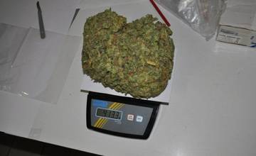 Mladík z Liptovského Mikuláša mal v Čechách kúpiť 611 gramov marihuany pre slovenských užívateľov