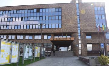 Mesto začína s distribúciou bezplatných kompostérov, k prevzatiu budú v podvečerných hodinách