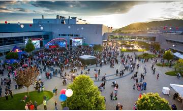 Deň otvorených dverí v Kia Motors Slovakia s Máriou Čírovou či Kalim už v sobotu 9. júna 2018