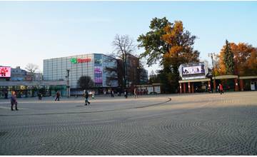 FOTO: K rekonštrukcii Námestia Andreja Hlinku a Sadu SNP vznikla už urbanisticko-krajinárska štúdia