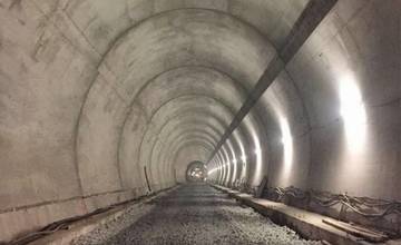 Minister dopravy je nespokojný s tempom prác v tuneli Višňové, zhotoviteľovi dal jasné ultimátum