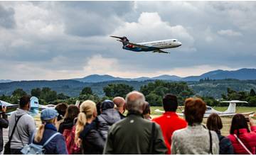 Letecký deň Žilinskej univerzity priniesol letové aj statické ukážky viac ako 45 lietadiel