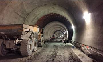 Tunel Višňové sa blíži k prerazeniu, v južnej tunelovej rúre zostáva približne 187 metrov