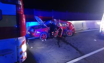AKTUÁLNE: Pri tuneli Považský Chlmec došlo k nehode, hlásia zranenia aj zakliesnené osoby