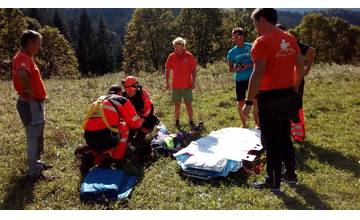Turistka si počas zostupu z Veľkého Rozsutca zlomila nohu, pomáhali jej horskí aj leteckí záchranári