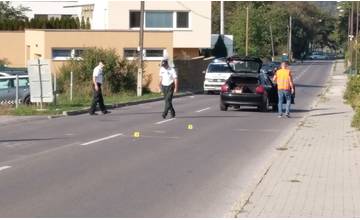 Na Kvačalovej ulici došlo k zrážke chodca s vozidlom, 53-ročný muž po prevoze zomrel