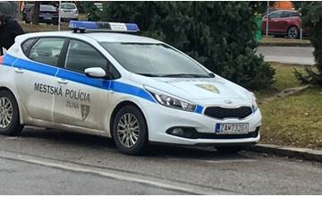 Pavol sa chcel bez povolení pripojiť na inžinierske siete, teraz ho rieši polícia aj úrad
