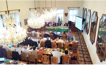 O post mestského poslanca sa uchádza 150 kandidátov, zaujímavosti kandidátnej listiny v Žiline