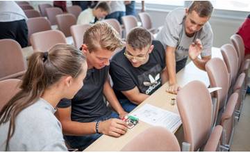 FRIday 2018 – deň pre stredoškolákov plný IT trendov a workshopov