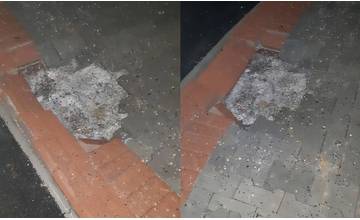 Nová cyklotrasa na Solinkách obsahuje vady po niekoľkých týždňoch, diery spôsobujú aj vodiči