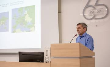 Takmer 200 stredoškolákov zo Žilinského kraja sa opäť ponorilo do hlbín sveta častíc