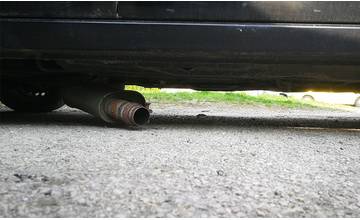 V meste Žilina sa opäť objavili krádeže katalyzátorov, zlodeji spôsobujú majiteľom áut veľké škody