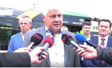 Minister Érsek: Apelujem na ľudí, aby presedali na mestskú dopravu, pretože to pomôže priechodnosti