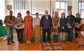 Výsledky celoslovenskej literárnej súťaže O dúhovú lampu z krajiny Zázračno
