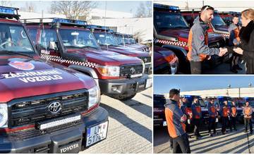 Horskí záchranári dostali od ministerky vnútra desať nových terénnych vozidiel so špeciálnou úpravou
