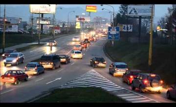 VIDEO: Doprava na ul. Vysokoškolákov, Žilina - piatok