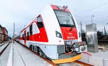 FOTO: ZSSK predstavila nové vlaky, ktoré budú od leta jazdiť v regióne Žiliny