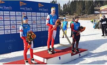 Žilinčanka Zuzana Michaličková sa stala juniorskou majsterkou sveta v zimnom triatlone