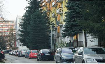 Na ulici Bajzova v Žiline vykradli za posledné týždne tri byty, polícia vyzýva ľudí k obozretnosti