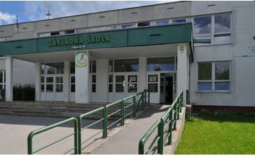 Zápis do 1. ročníka základných škôl sa blíži, žilinské školy pozývajú na dni otvorených dverí