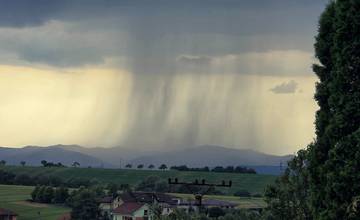 V stredu 10. júna sa môžu v Žilinskom kraji objaviť búrky s krúpami a intenzívnymi lejakmi