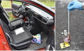 Polícia bola opäť úspešná pri odhaľovaní drogových dílerov, v putách skončili 4 osoby