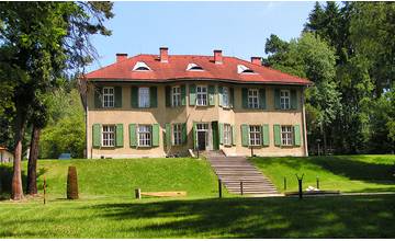 Žilinský samosprávny kraj rozbehol veľkú obnovu kaštieľa v Oščadnici za viac ako 640-tisíc eur