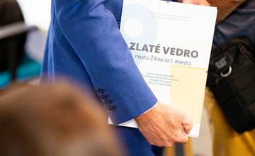 Za 802 vyriešených podnetov v odkaze pre starostu získala Žilina ocenenie Zlaté vedro 2019
