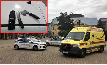 Po centre mesta sa pohyboval zakrvavený muž s nožom a sekerou, zadržala ho mestská polícia