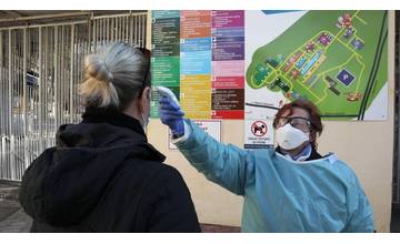 V Žilinskom kraji pribudlo 28 prípadov koronavírusu, v žilinskej nemocnici platí zákaz návštev