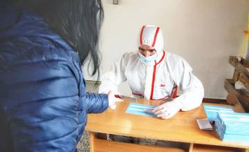 Mesto Žilina hľadá pomocné sily z radov nezdravotníkov na celoplošné testovanie