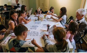 SÚŤAŽ / ZARIAĎME SI PALÁC