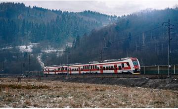 Cesta vlakom medzi Bratislavou a Žilinou bude kratšia o tri minúty a lacnejšia o 8 centov