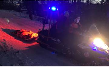 Na Kysuciach našli v snehu ležať 16-ročného chlapca, pomoc mu poskytli horskí záchranári