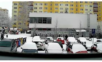  Niektoré odberné miesta v Žiline začali vysielať živý prenos, ukazuje dĺžku radu