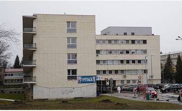 V žilinskej nemocnici vypadol z balkóna 53-ročný pacient, utrpel viaceré zlomeniny