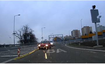 VIDEO: Na diaľničnom privádzači naďalej jazdia autá do protismeru, spustený je takmer tri mesiace