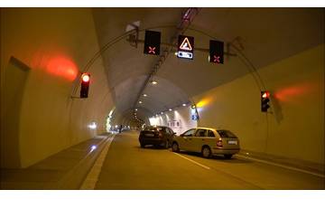 AKTUÁLNE: Tunel Považský Chlmec bol obojsmerne uzavretý, záchranné zložky vykonávajú cvičenie